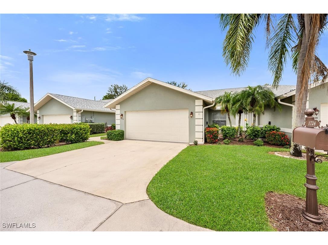 1724 Royal Circle #901 Naples FL 34112 225056215 image30