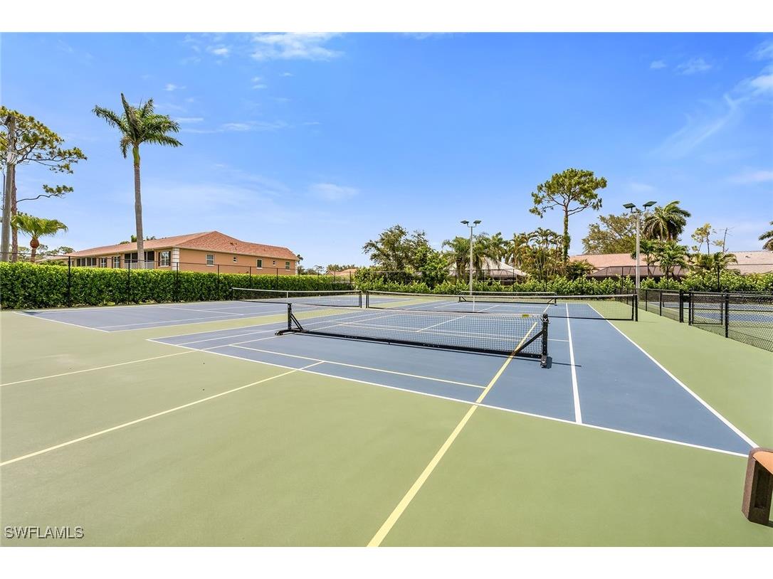 1724 Royal Circle #901 Naples FL 34112 225056215 image41