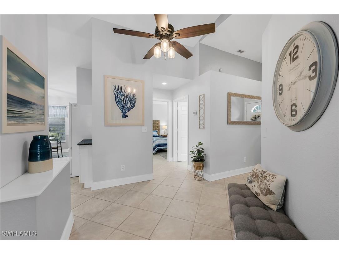 1724 Royal Circle #901 Naples FL 34112 225056215 image5