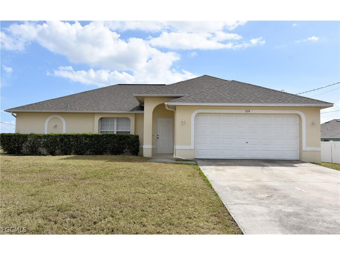 1724 SW 15th Terrace Cape Coral FL 33991 2026013500 image1