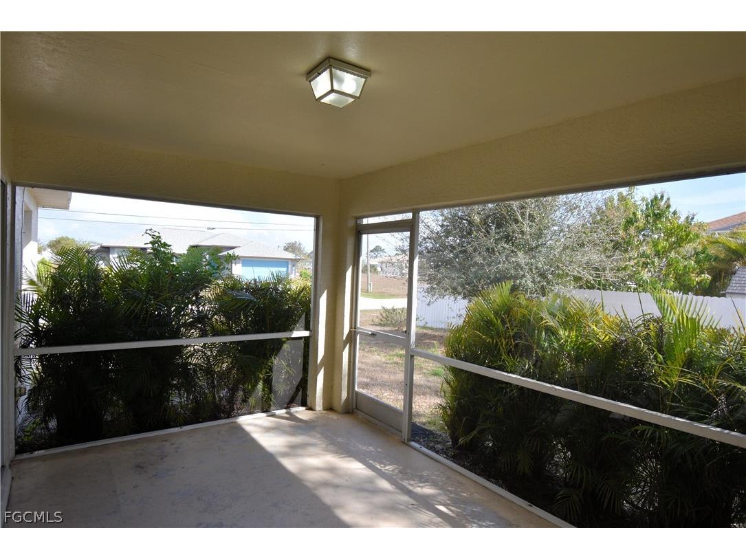 1724 SW 15th Terrace Cape Coral FL 33991 2026013500 image28