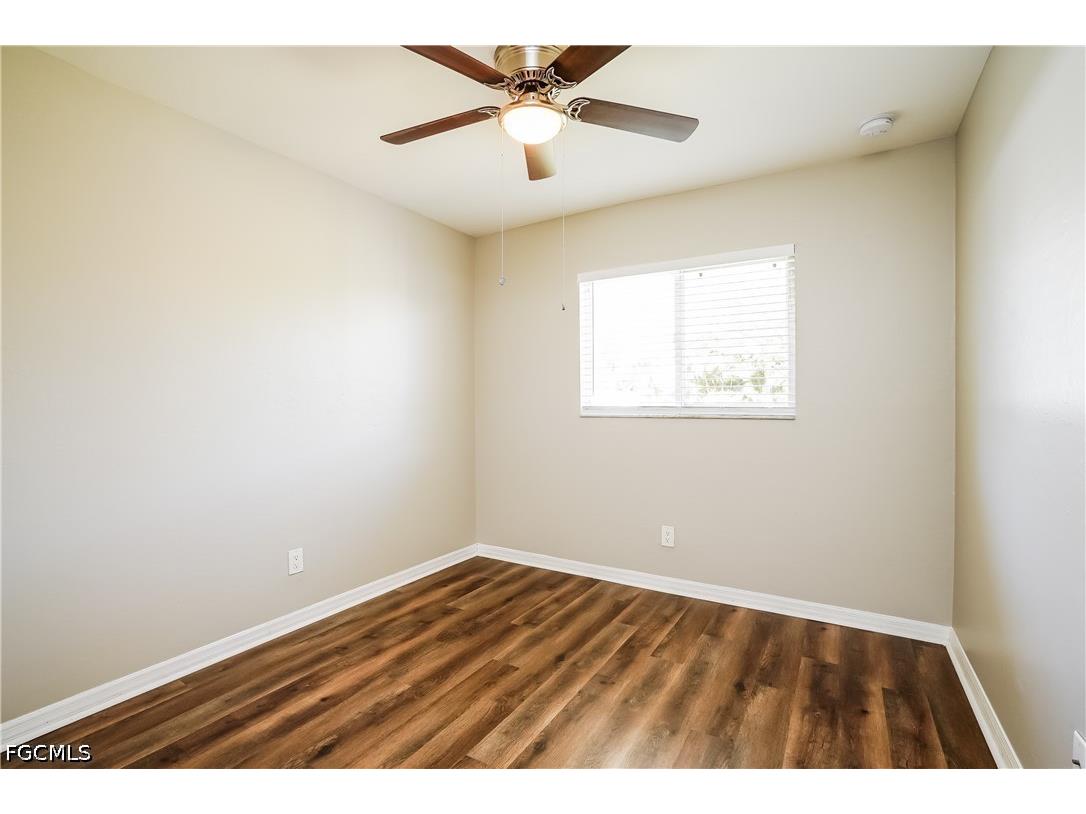 1724 SW 2nd Place Cape Coral FL 33991 2026021201 image12