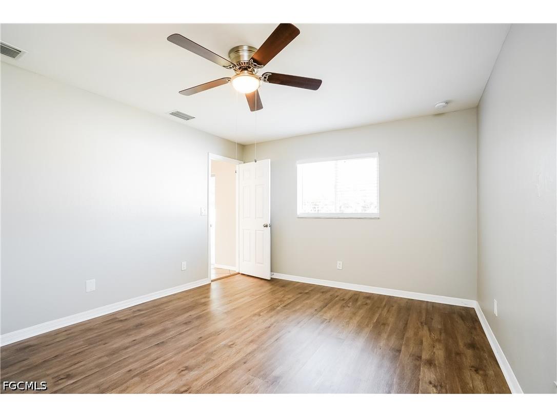1724 SW 2nd Place Cape Coral FL 33991 2026021201 image13