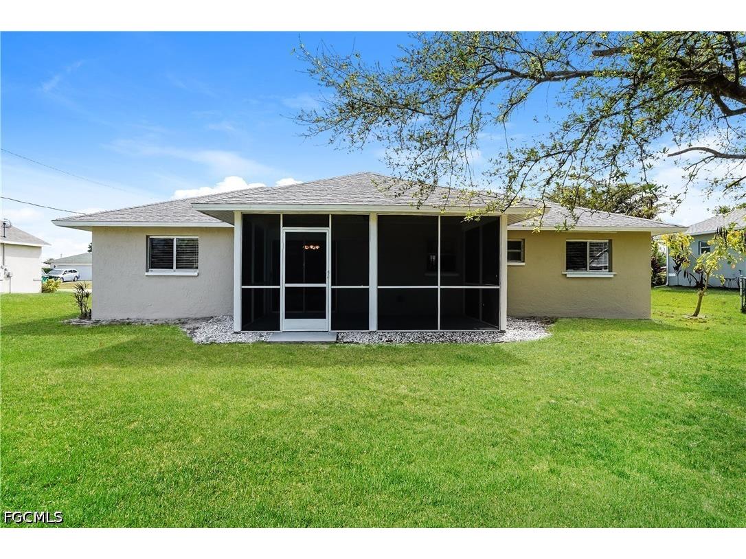 1724 SW 2nd Place Cape Coral FL 33991 2026021201 image14