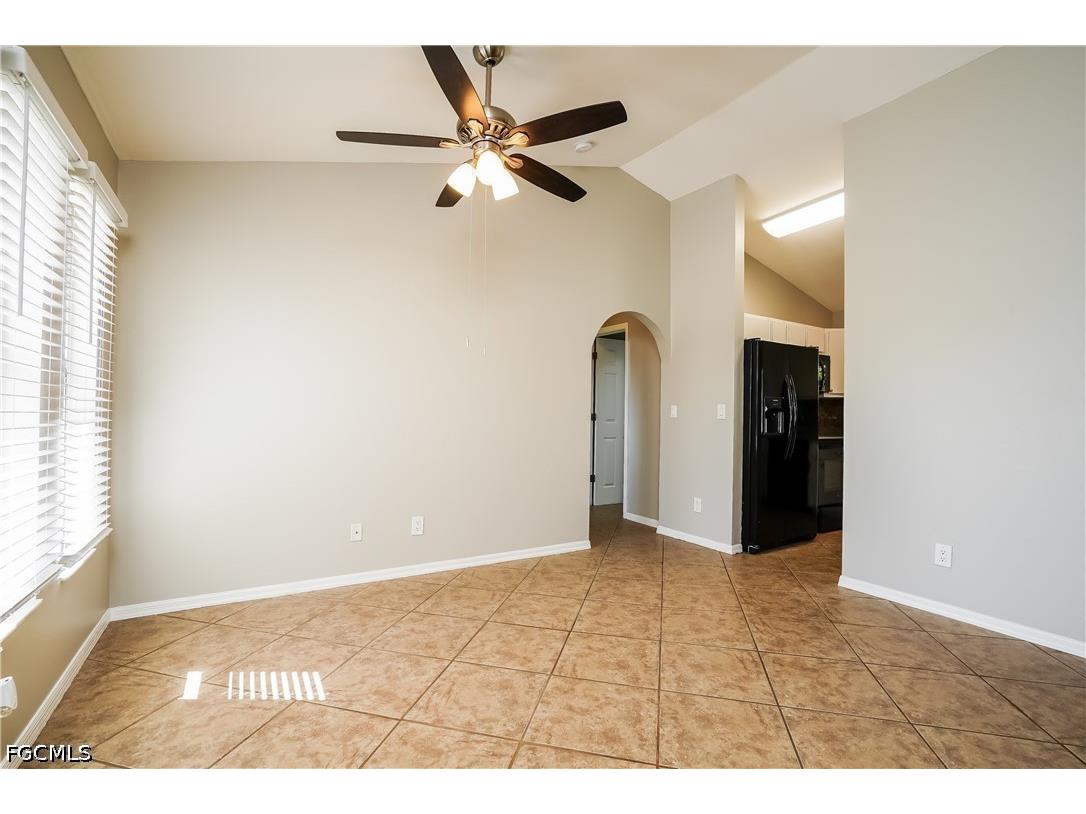1724 SW 2nd Place Cape Coral FL 33991 2026021201 image4