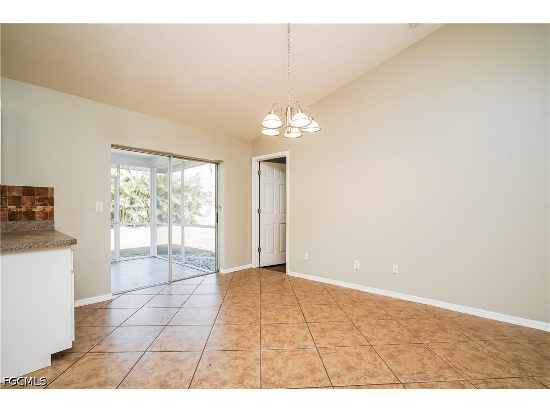 1724 SW 2nd Place Cape Coral FL 33991 2026021201 image5