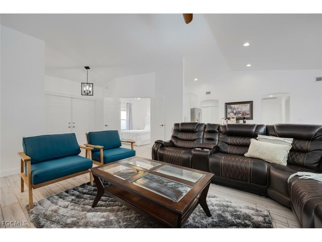 1724 SW 31 Lane Cape Coral FL 33914 2026011133 image10