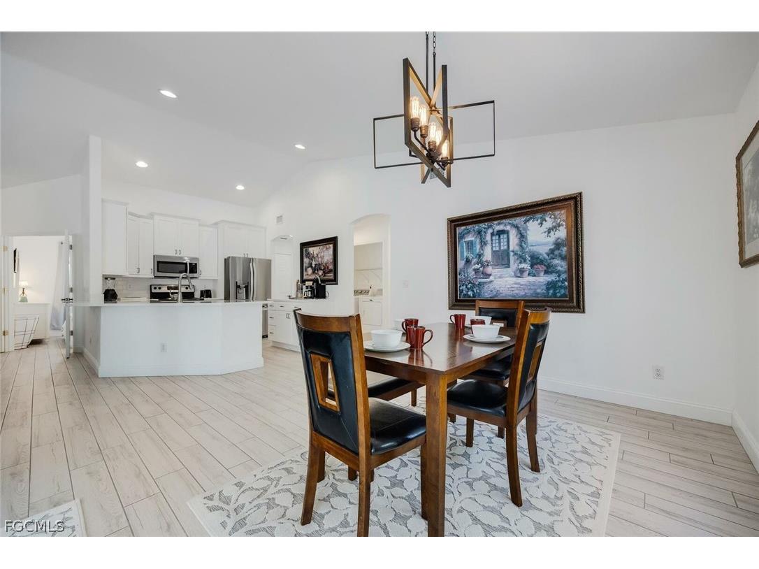 1724 SW 31 Lane Cape Coral FL 33914 2026011133 image8