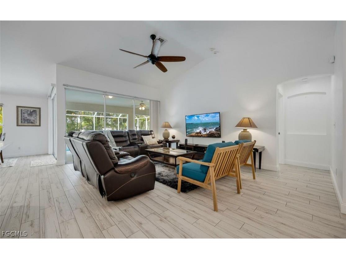 1724 SW 31 Lane Cape Coral FL 33914 2026011133 image9