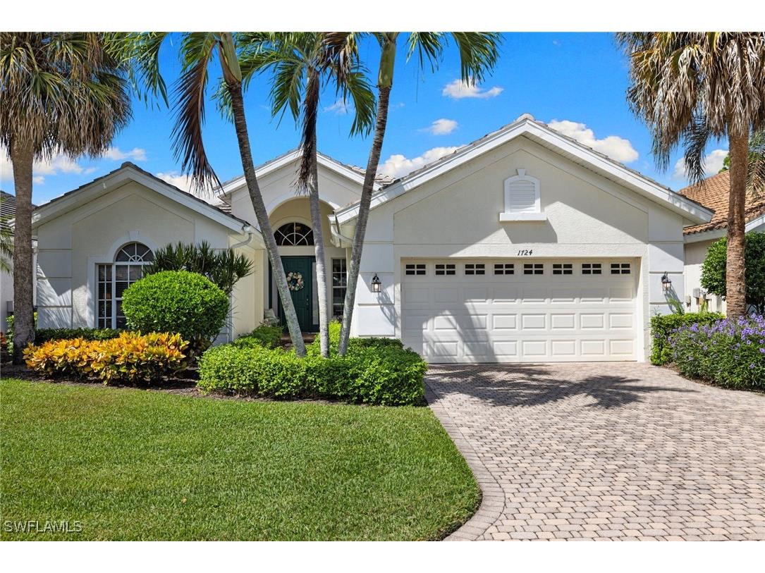 1724 Winding Oaks Way Naples FL 34109 225074581 image1