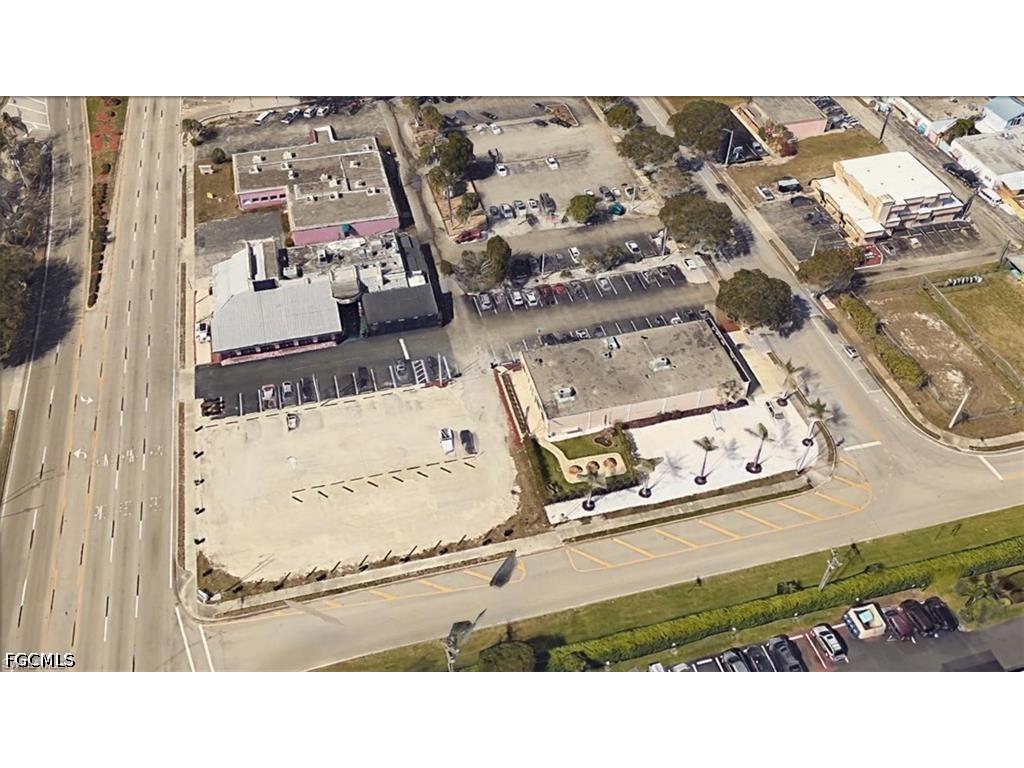 1725 1727 1729 Cape Coral Parkway E Cape Coral FL 33904 2026016351 image2