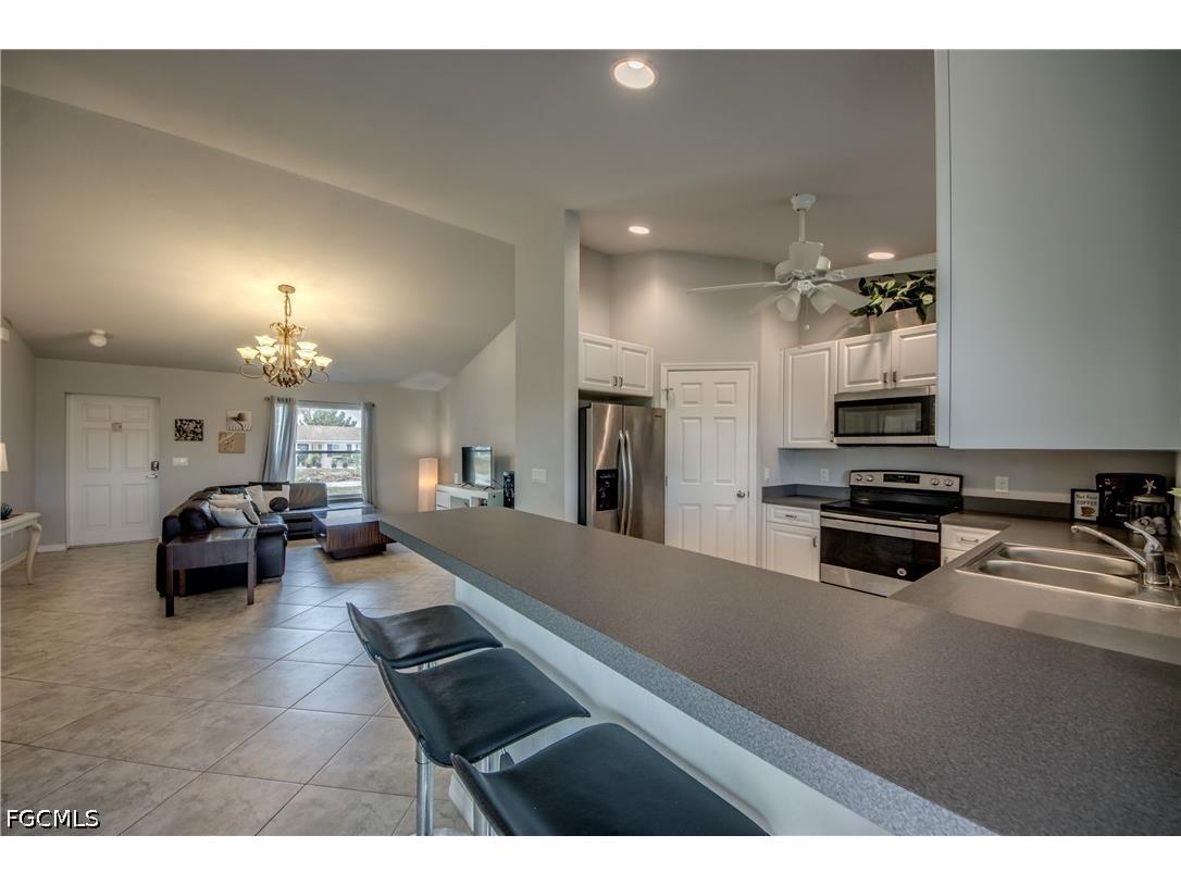 1725 NE 23rd Street Cape Coral FL 33909 2026021929 image10
