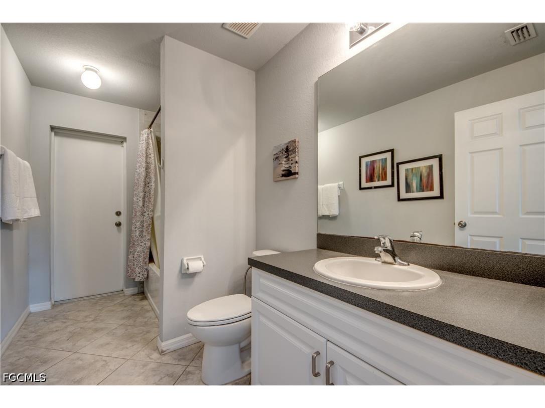 1725 NE 23rd Street Cape Coral FL 33909 2026021929 image21