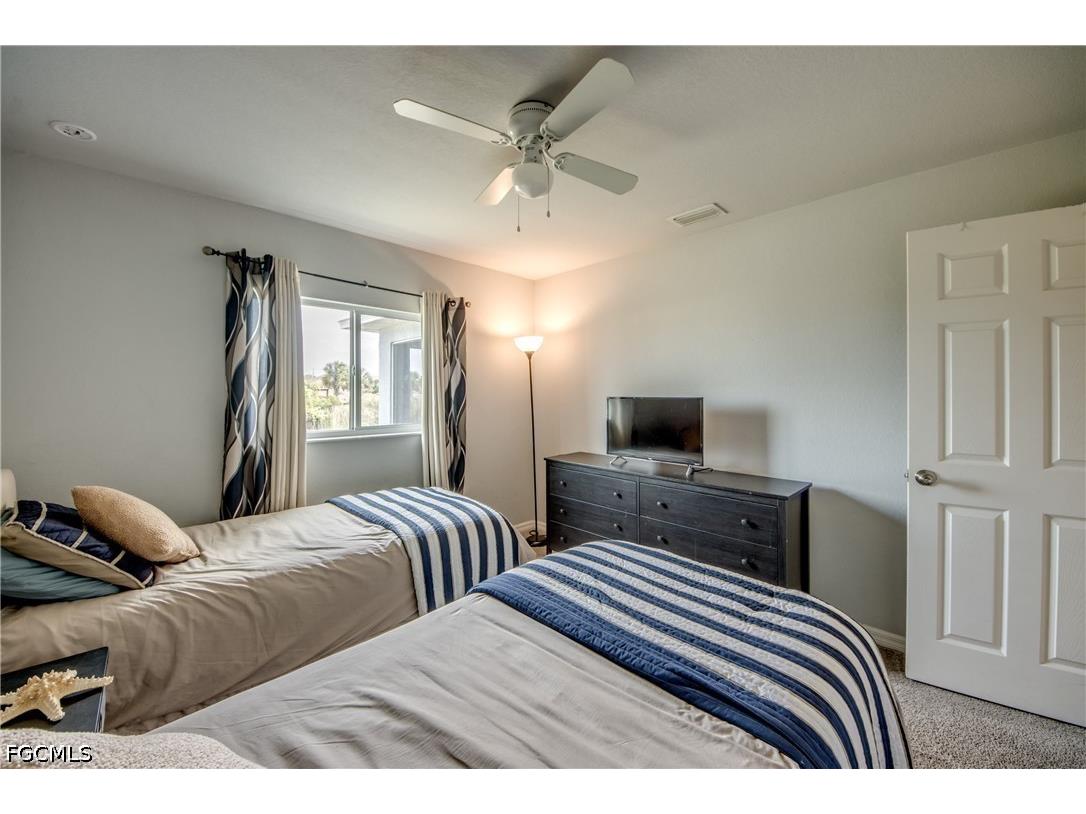 1725 NE 23rd Street Cape Coral FL 33909 2026021929 image25