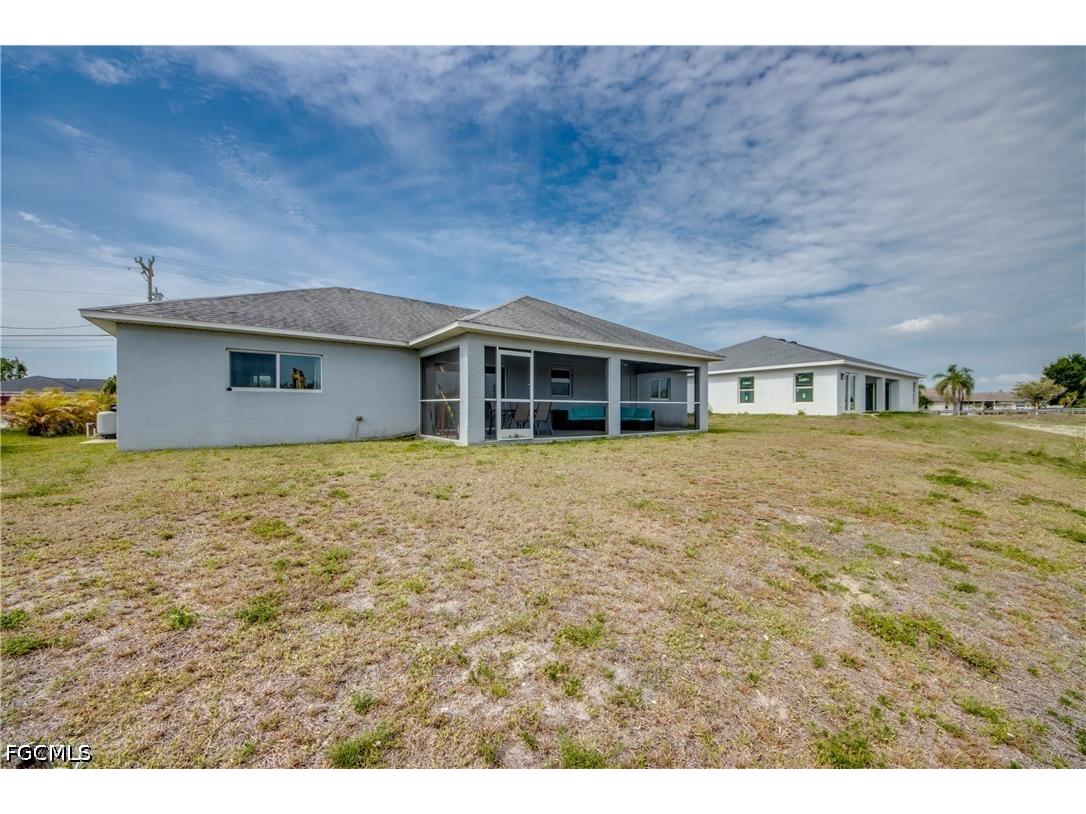 1725 NE 23rd Street Cape Coral FL 33909 2026021929 image30