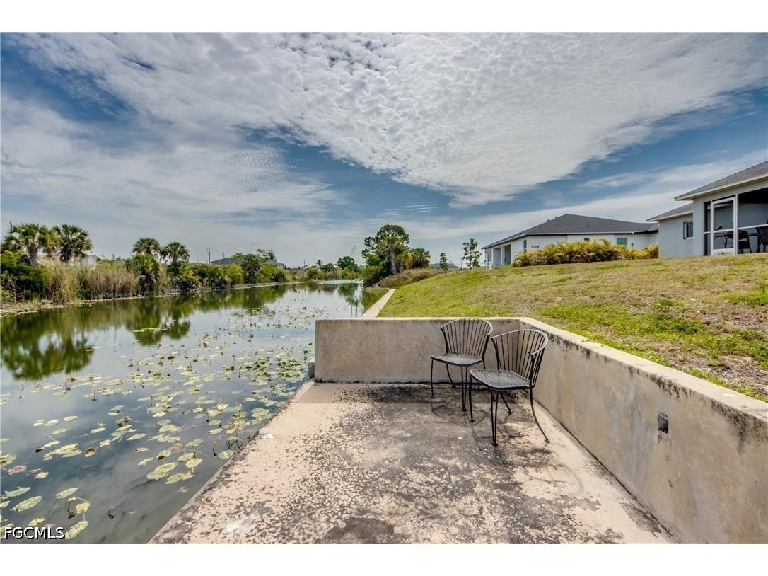 1725 NE 23rd Street Cape Coral FL 33909 2026021929 image33