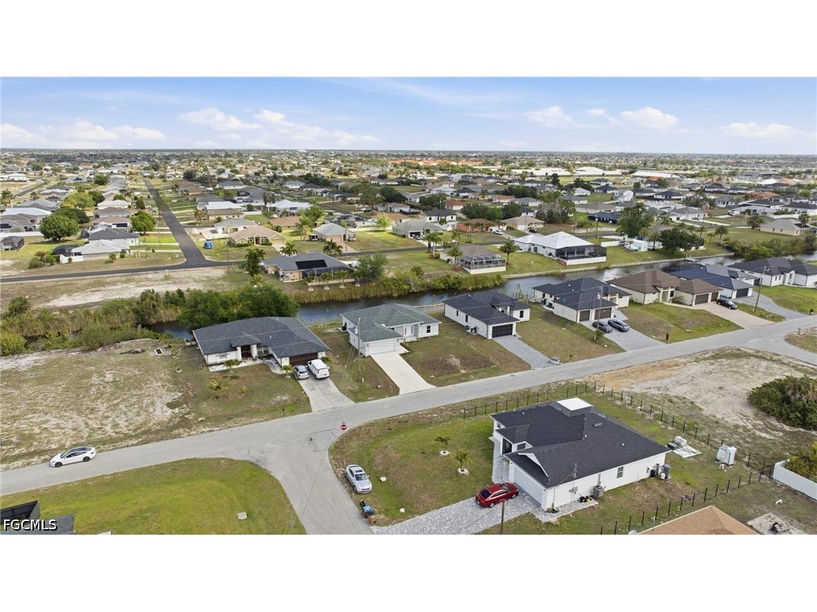 1725 NW 2nd Street Cape Coral FL 33993 2026016542 image11