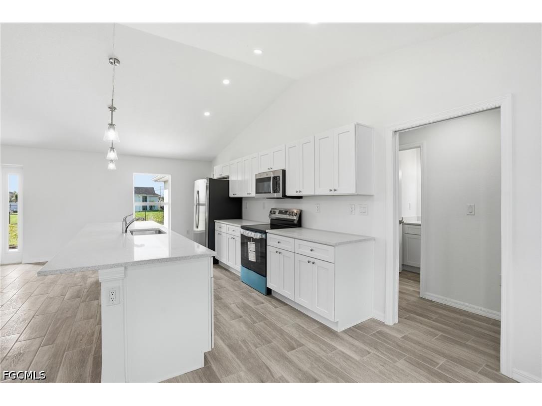 1725 NW 2nd Street Cape Coral FL 33993 2026016542 image15