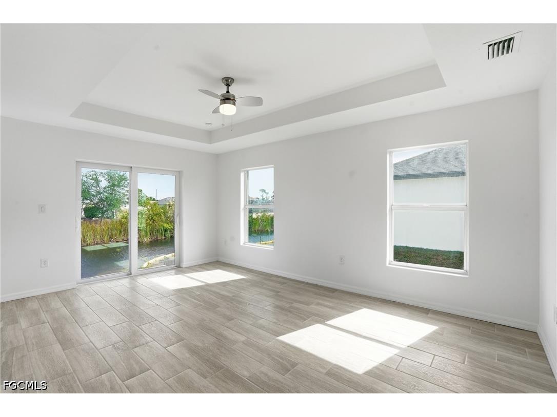 1725 NW 2nd Street Cape Coral FL 33993 2026016542 image20
