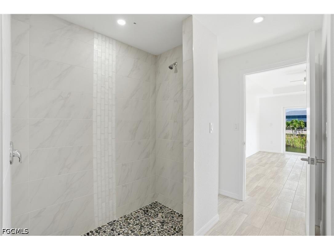 1725 NW 2nd Street Cape Coral FL 33993 2026016542 image23