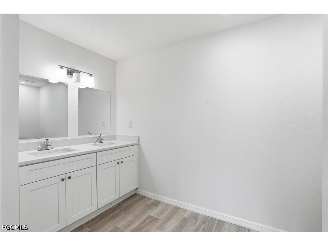 1725 NW 2nd Street Cape Coral FL 33993 2026016542 image26