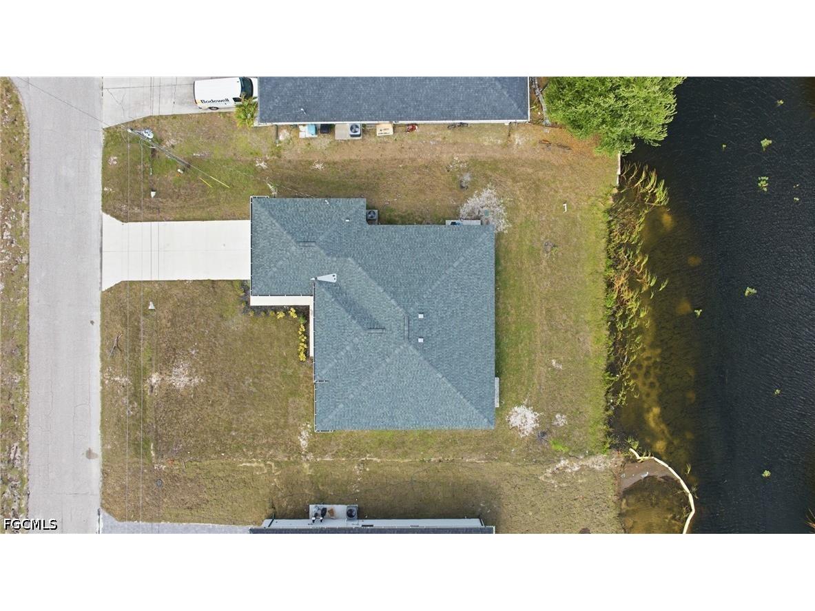 1725 NW 2nd Street Cape Coral FL 33993 2026016542 image41
