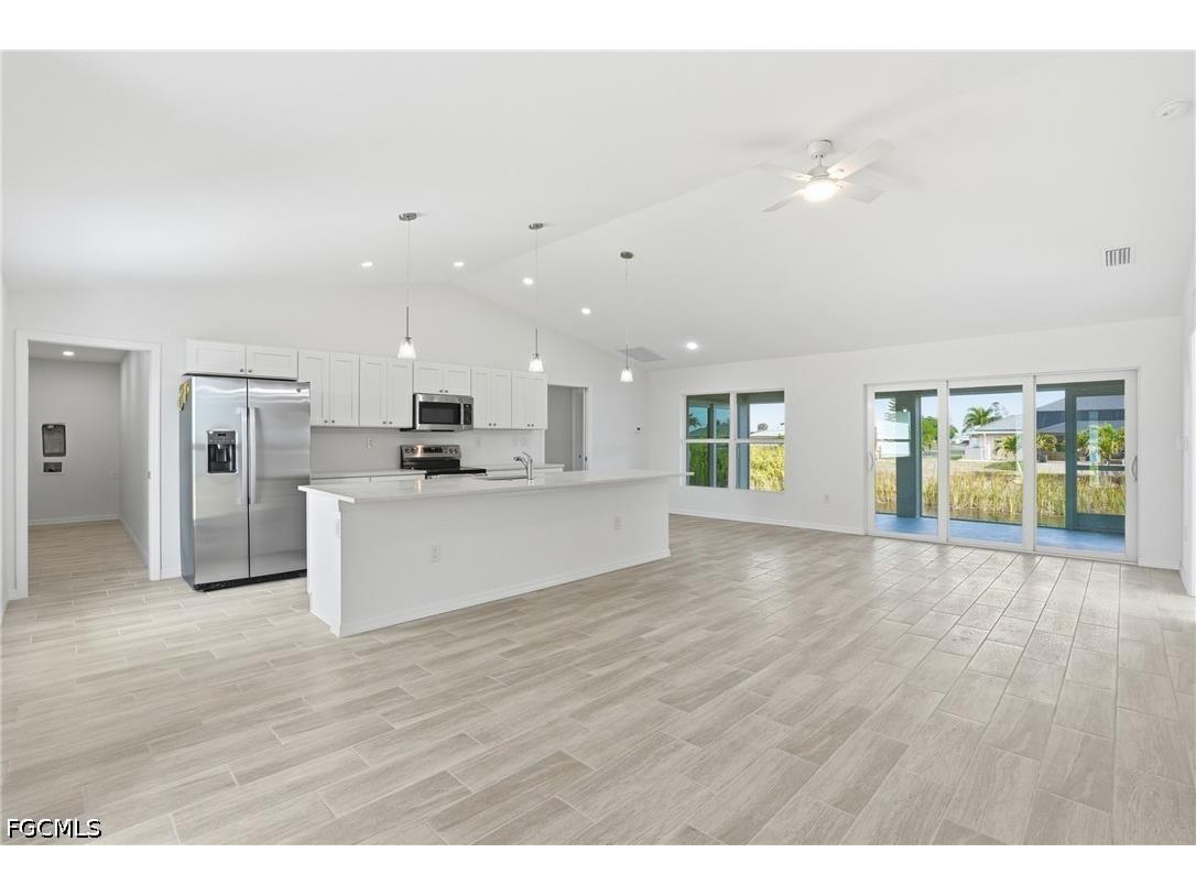 1725 NW 2nd Street Cape Coral FL 33993 2026016542 image5