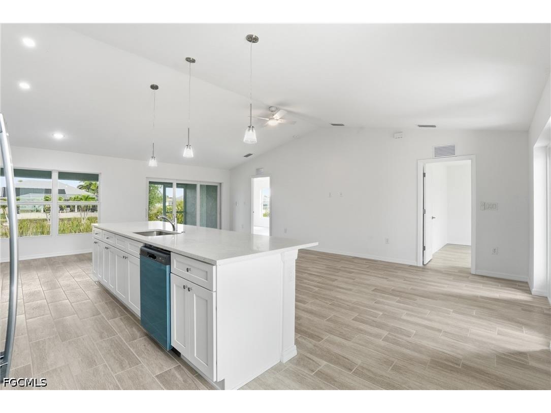 1725 NW 2nd Street Cape Coral FL 33993 2026016542 image6