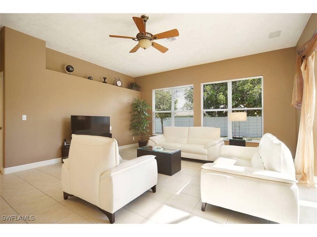 1725 SE 10th Place Cape Coral FL 33990 225042584 image12