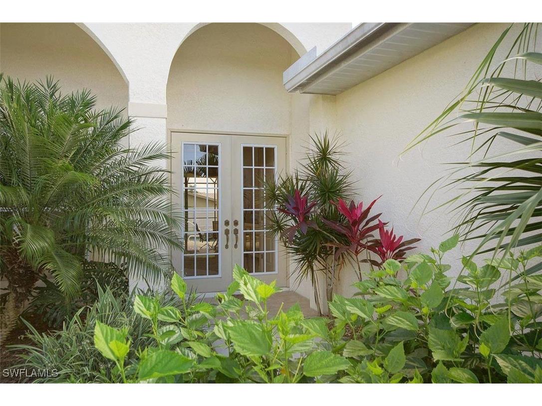 1725 SE 10th Place Cape Coral FL 33990 225042584 image2