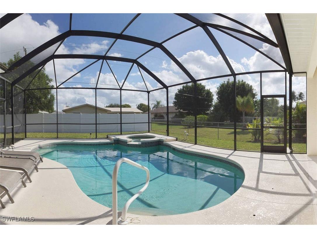 1725 SE 10th Place Cape Coral FL 33990 225042584 image6