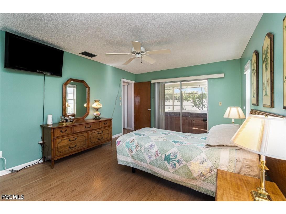1725 SE 11th Terrace Cape Coral FL 33990 2026030937 image12