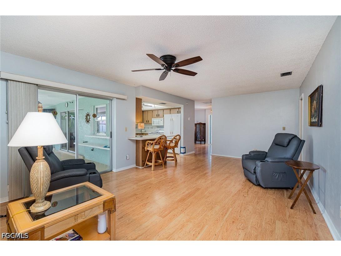 1725 SE 11th Terrace Cape Coral FL 33990 2026030937 image16