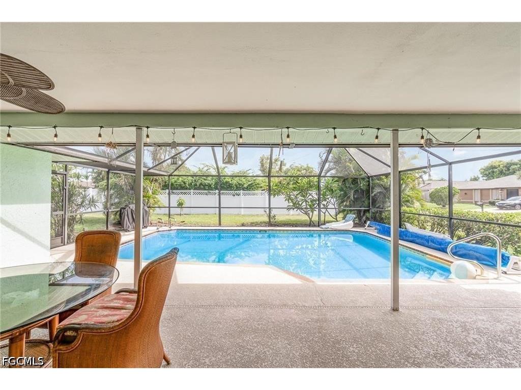 1725 SE 11th Terrace Cape Coral FL 33990 2026030937 image5