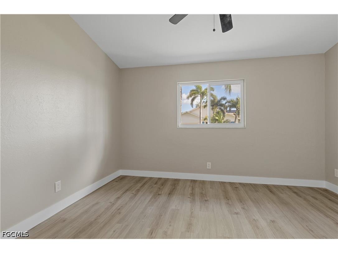 1725 SE 3rd Street Cape Coral FL 33990 2026014312 image23
