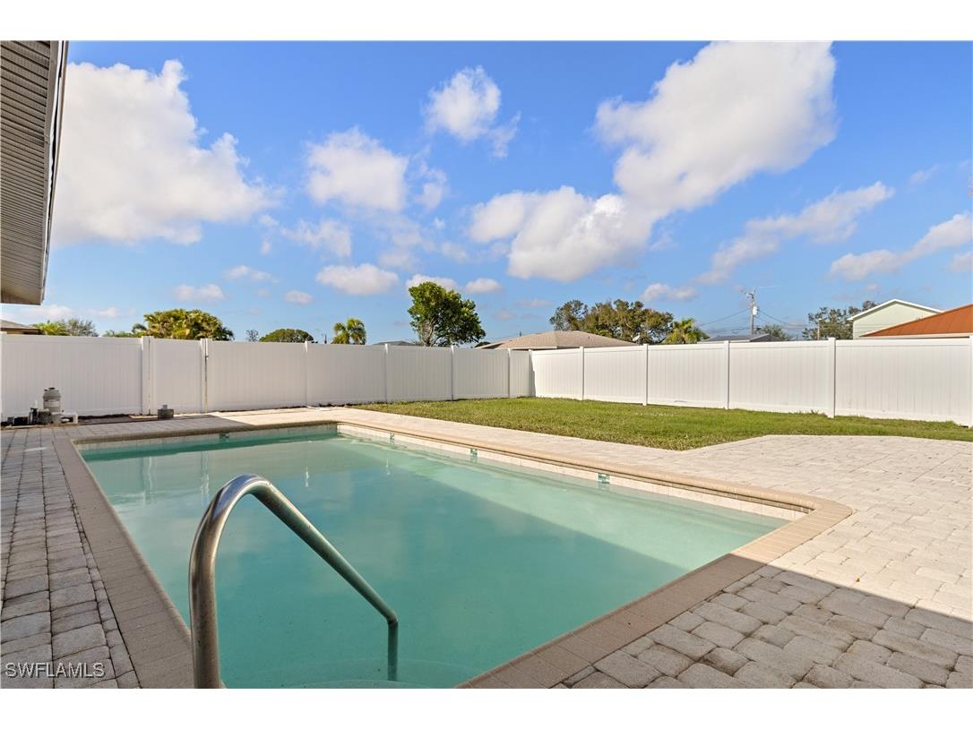 1725 SE 3rd Street Cape Coral FL 33990 225034290 image10