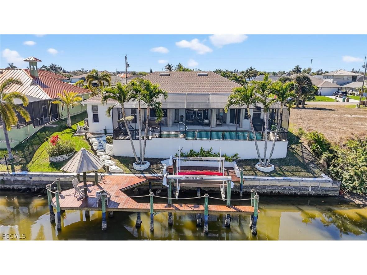 1725 SW 29th Terrace Cape Coral FL 33914 2026009856 image2