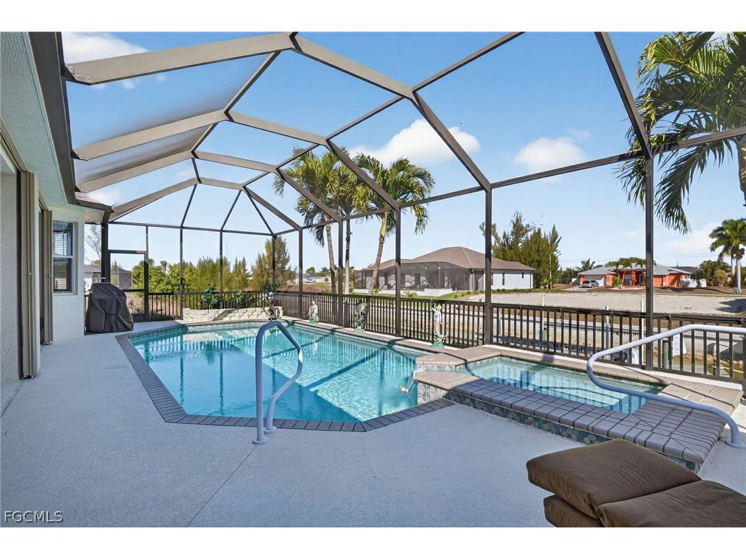 1725 SW 29th Terrace Cape Coral FL 33914 2026009856 image31