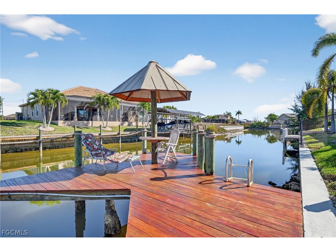 1725 SW 29th Terrace Cape Coral FL 33914 2026009856 image33