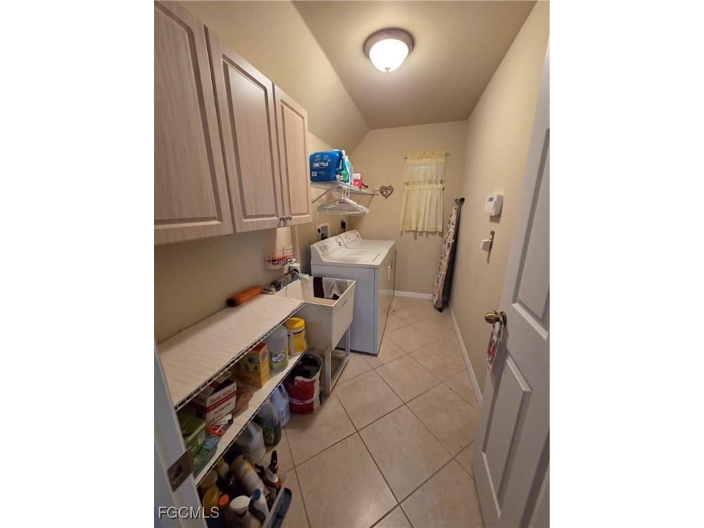 1725 SW 49th Lane Cape Coral FL 33914 2025019500 image10