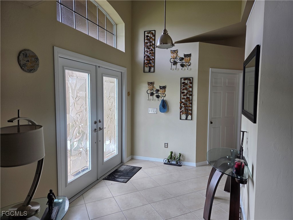1725 SW 49th Lane Cape Coral FL 33914 2025019500 image2