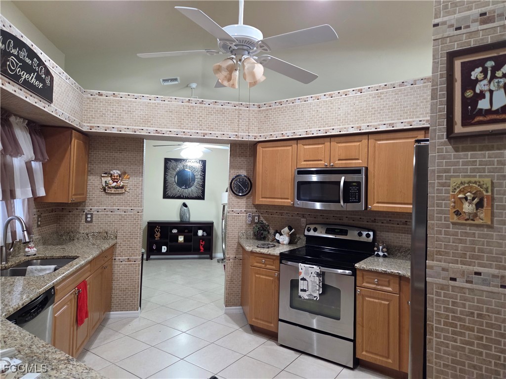 1725 SW 49th Lane Cape Coral FL 33914 2025019500 image5