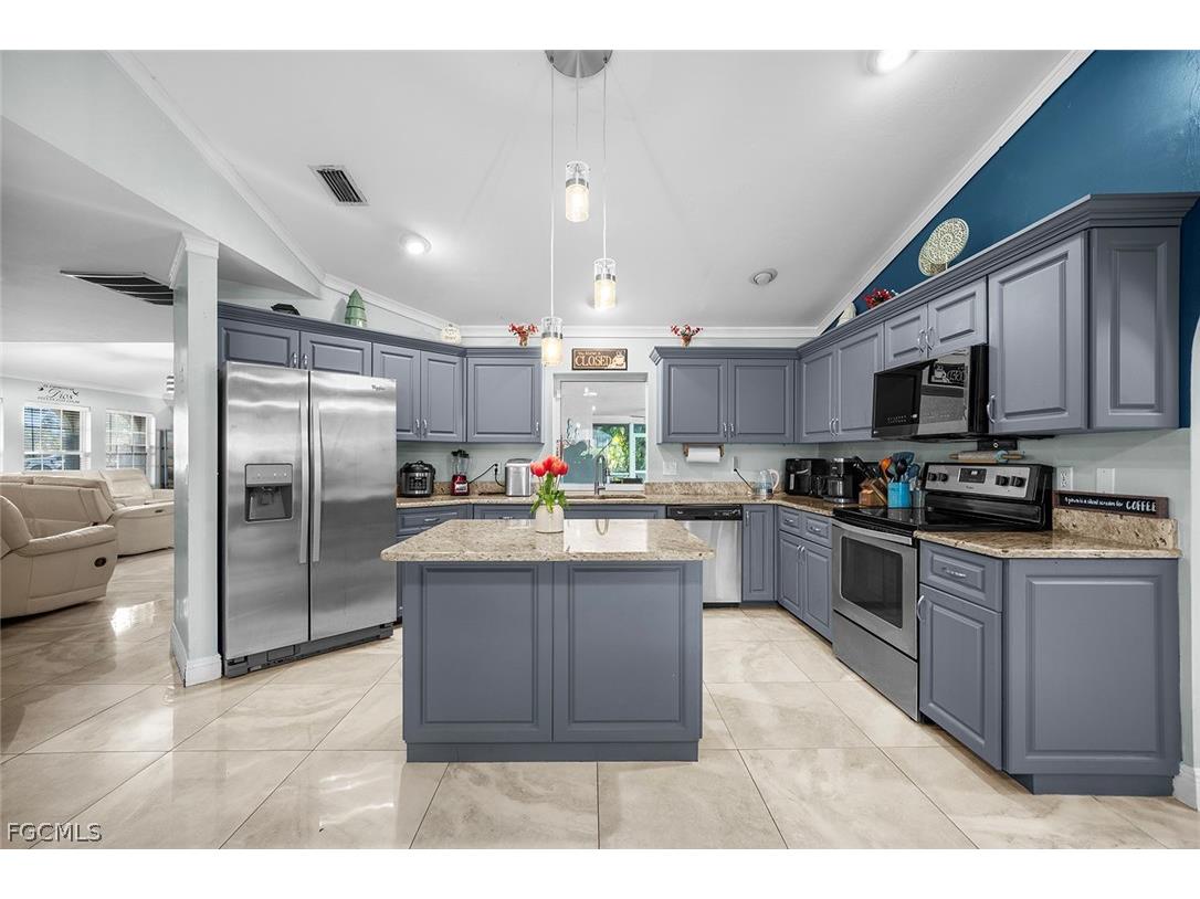 17250 Caloosa Trace Circle Fort Myers FL 33967 2026007189 image6