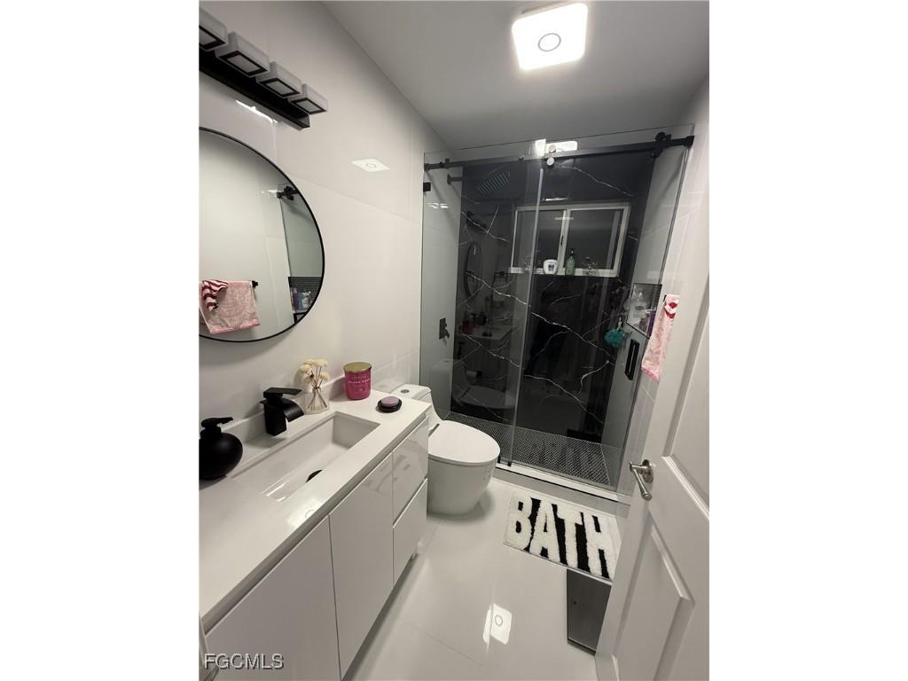 1726 Country Club Boulevard Cape Coral FL 33990 2025001502 image15