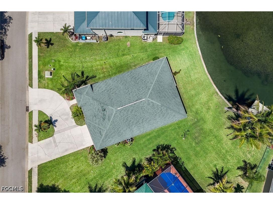 1726 Emerald Cove Circle Cape Coral FL 33991 2026016462 image24