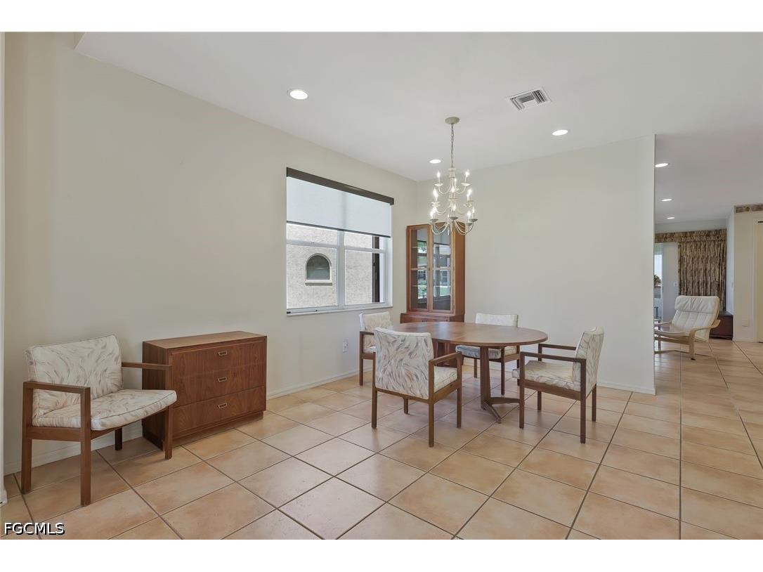 1726 Emerald Cove Circle Cape Coral FL 33991 2026016462 image6