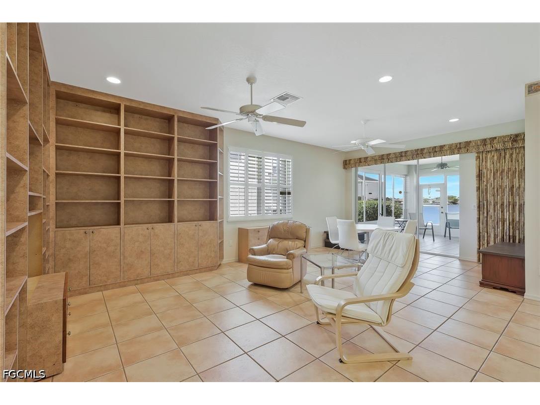 1726 Emerald Cove Circle Cape Coral FL 33991 2026016462 image7