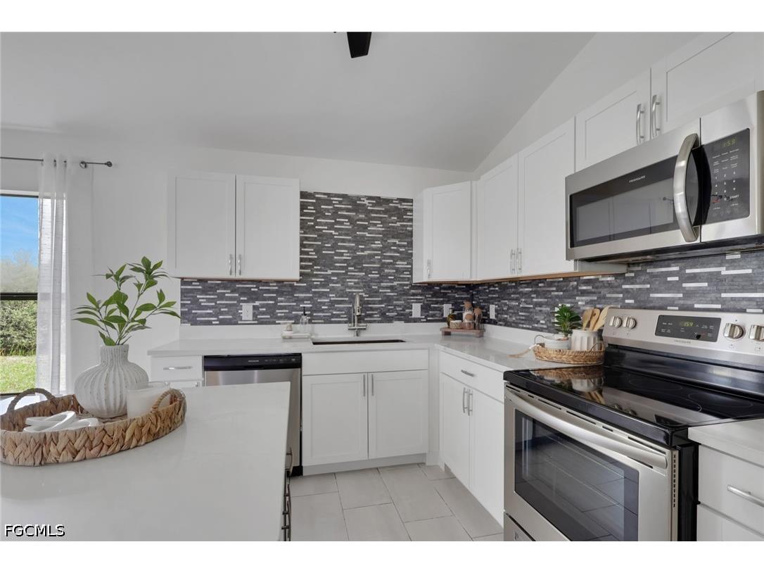 1726 NE 10th Lane Cape Coral FL 33909 2026015734 image11