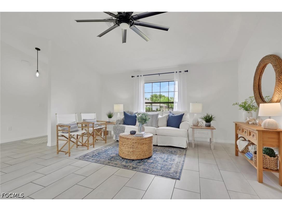 1726 NE 10th Lane Cape Coral FL 33909 2026015734 image5