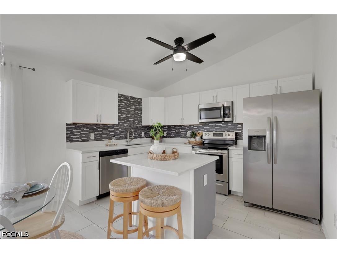 1726 NE 10th Lane Cape Coral FL 33909 2026015734 image9